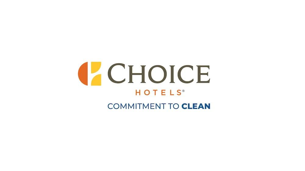 Comfort - Dallas North Hotel 2*