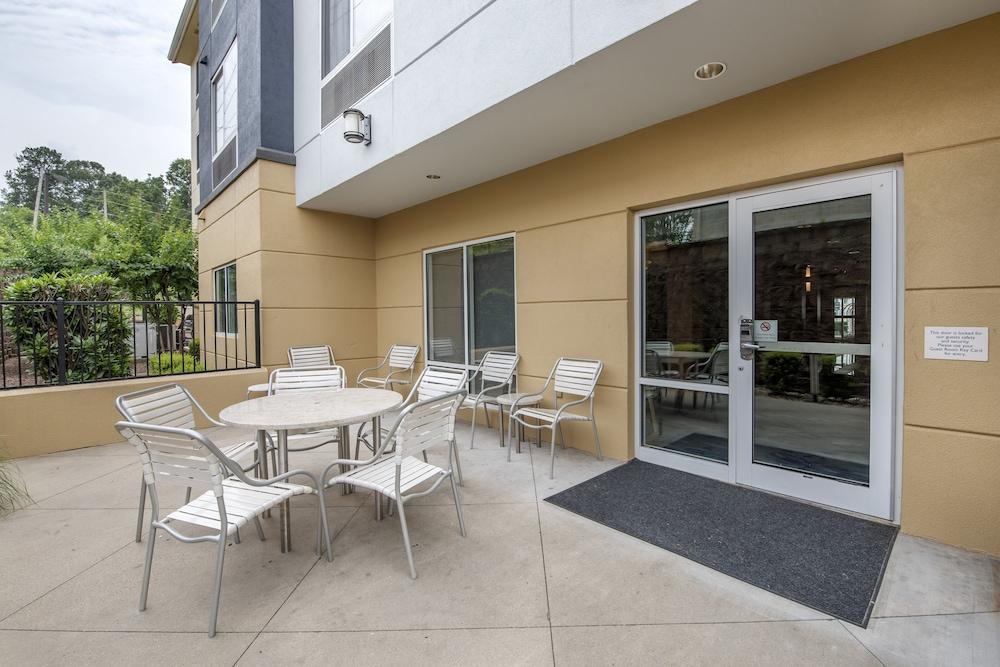 Comfort - Dallas North Hotel