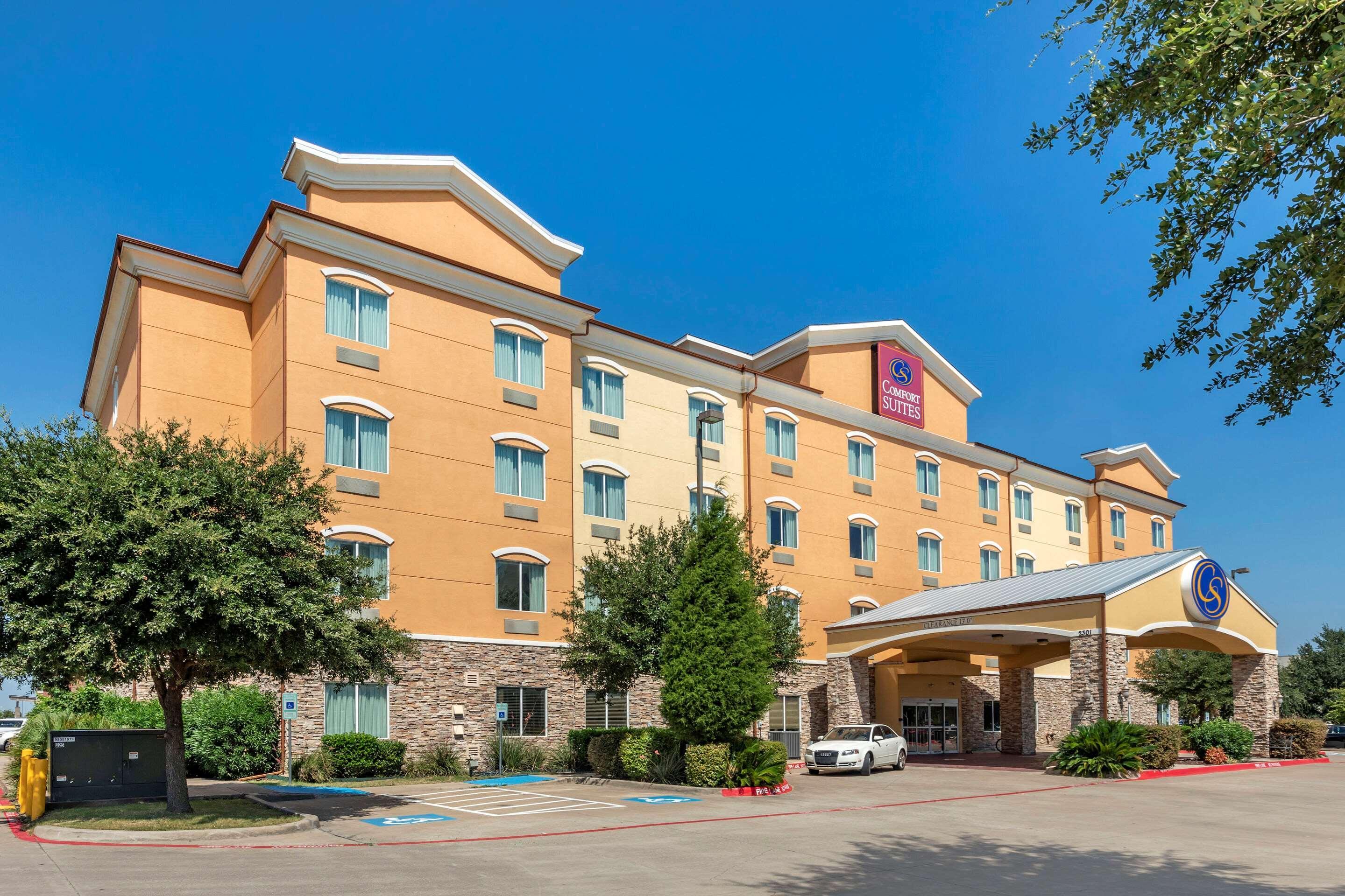 Comfort - Dallas North Hotel