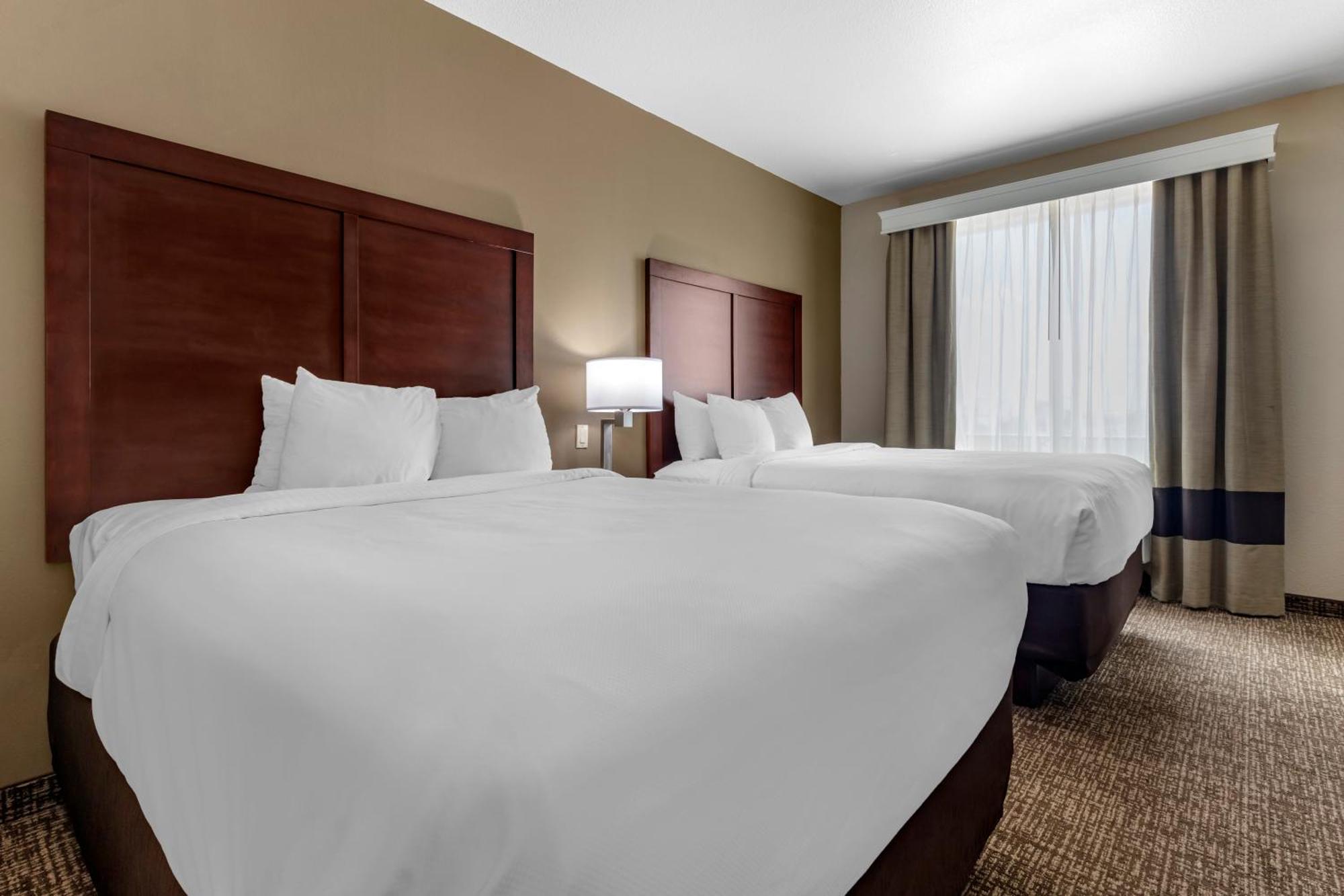 Comfort - Dallas North Hotel 2*