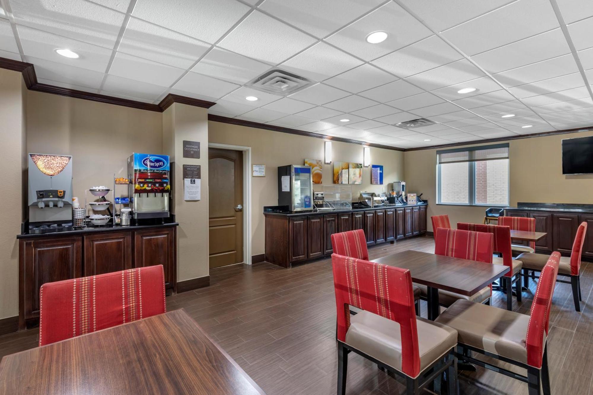 Comfort - Dallas North Hotel